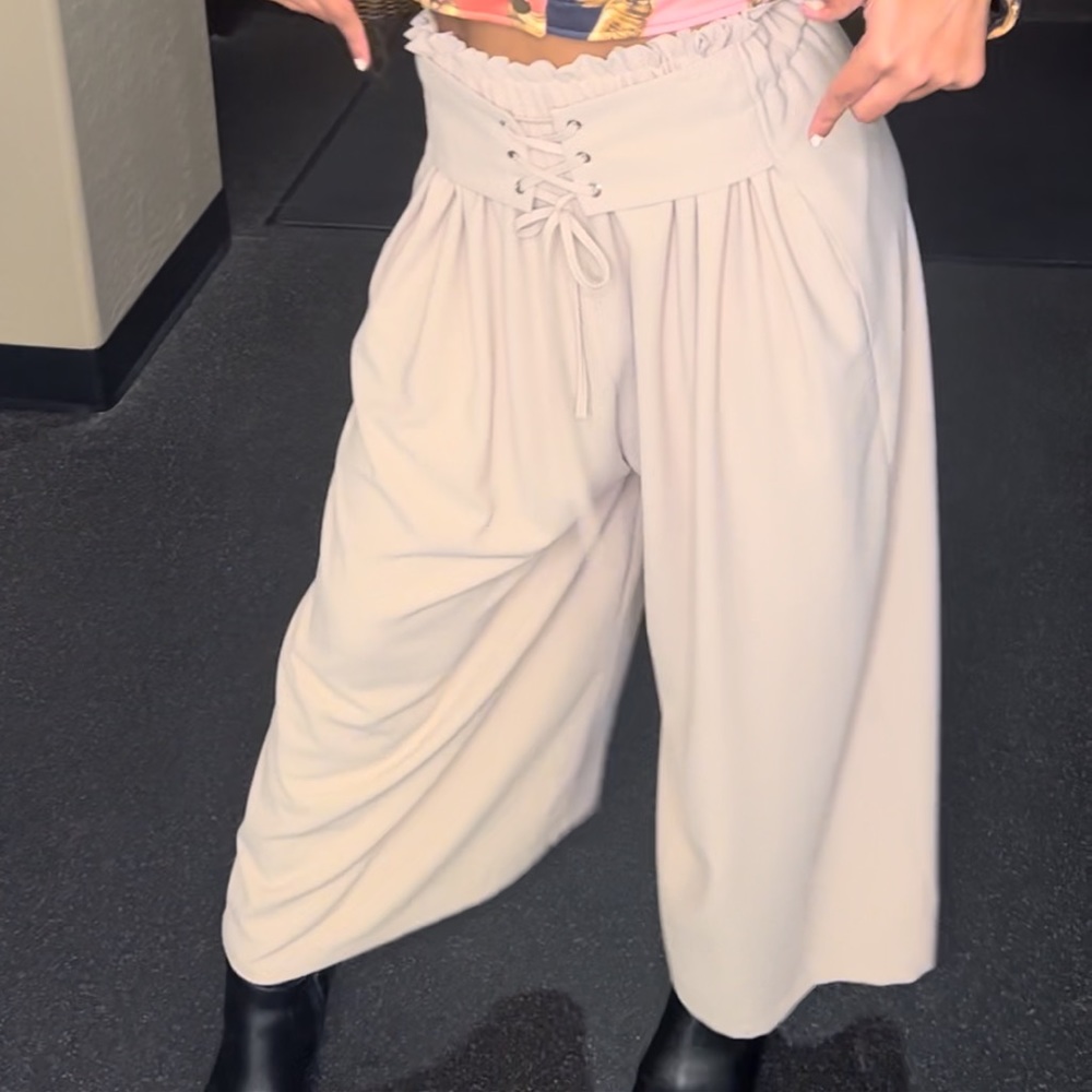 Criss cross trousers